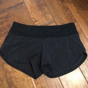 Lululemon Black Speed Up Low-Rise Lined Short 2.5"